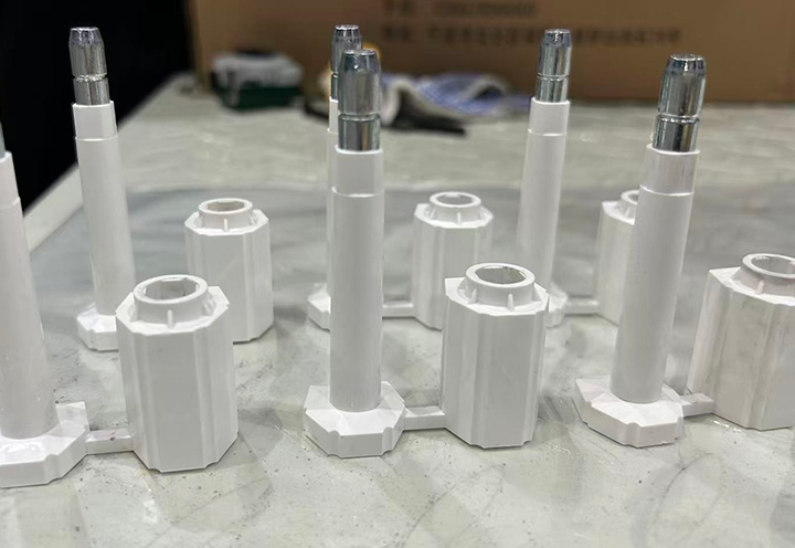 máquina vertical da modelação por injeção da tabela giratória 120T que permite a produção de selo de alta eficiência